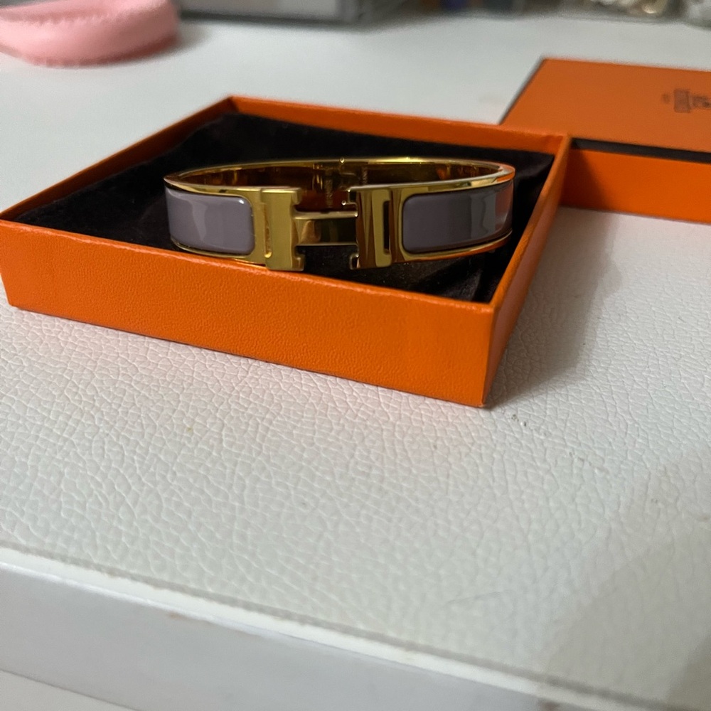 AUTH Hermes H bracelet